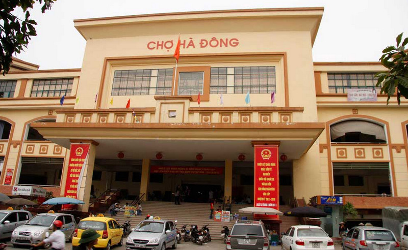 Chợ Hà Đông nằm ở đâu?